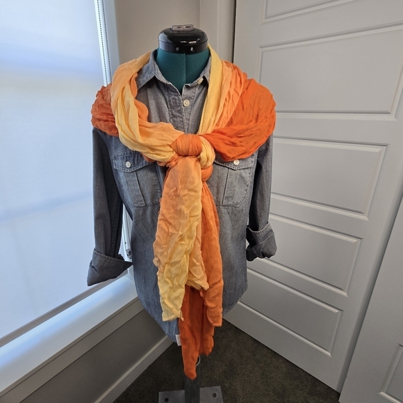CHARTER CLUB MACYS LIGHTWEIGHT ORANGE OMBRE SCARF SHAWL WRAP WOMEN OS SUMMER - Picture 1 of 11